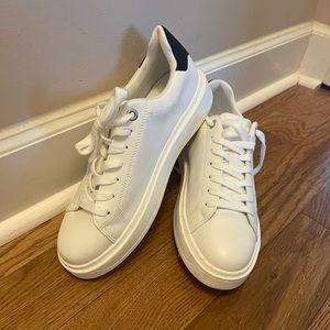 Steve Madden casual sneakers black and white